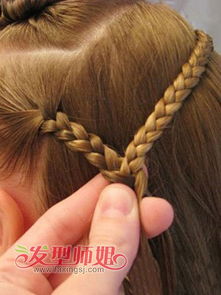 儿童发型编织法 小女孩编辫子发型分解图 发型师姐 