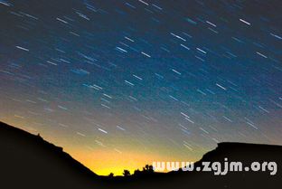 梦见流星雨划过