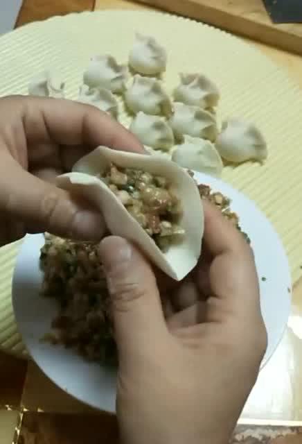 过年每家都要包饺子,教你最传统的手法步骤,宴请客人倍有面子 