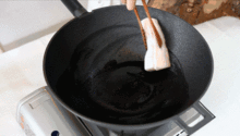 测评 ︳焖炒煎煮不在话下,高颜值又好用的铸铁锅之初体验 