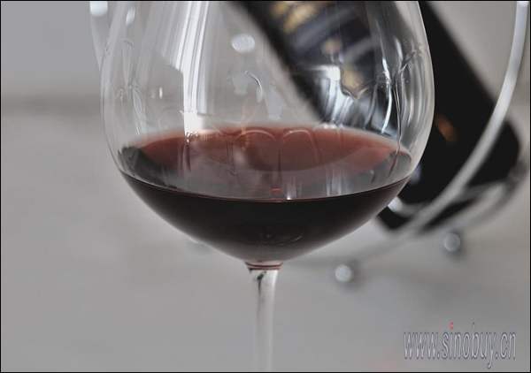 酒腿与葡萄酒的品质的关系是什么 