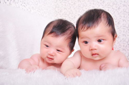 怎么给双胞胎宝宝取名 附 好听有内涵的双胞胎宝宝名字精选 