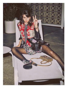 超模Georgia Fowle为 Vogue 杂志拍摄主题时尚大片